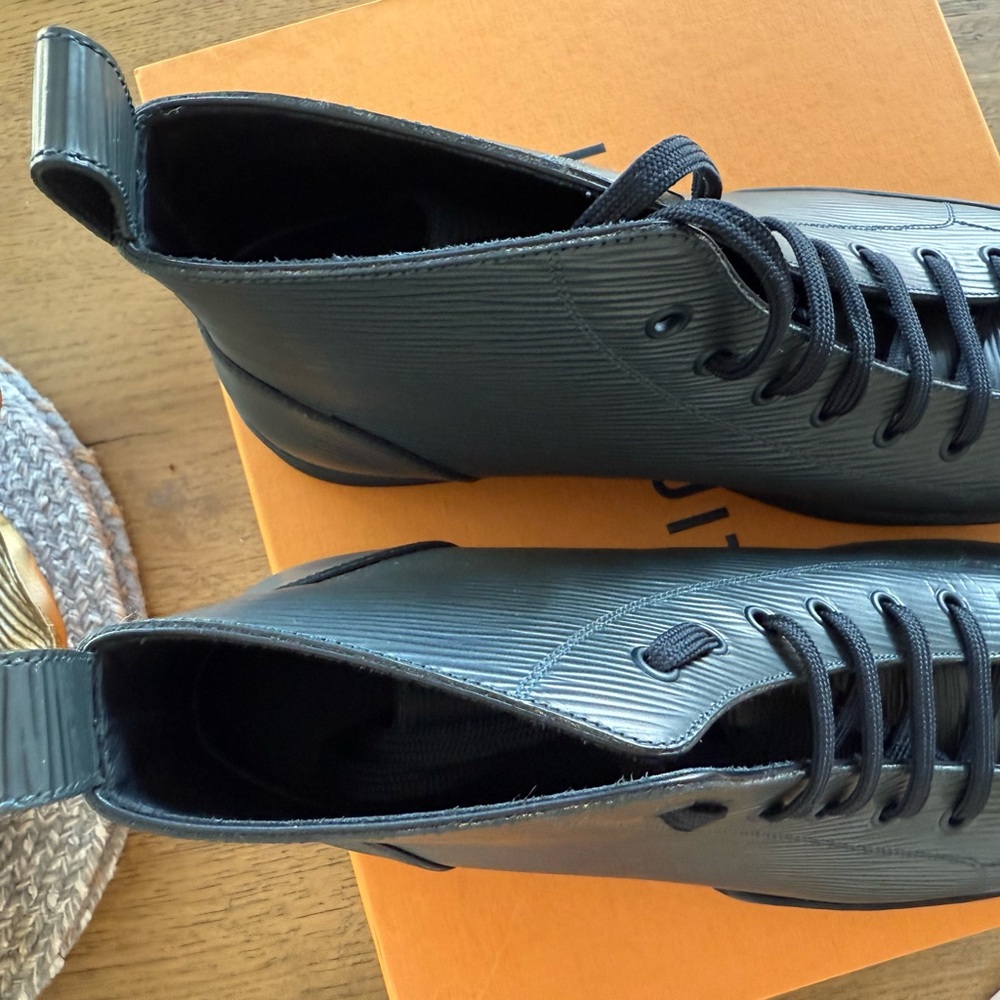 Louis Vuitton Epi leather Sneaker Boot - Picture 8 of 14